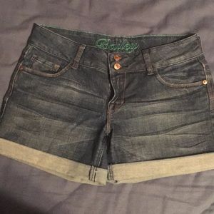 *LAST CHANCE* Delia*s Bailey dark denim shorts